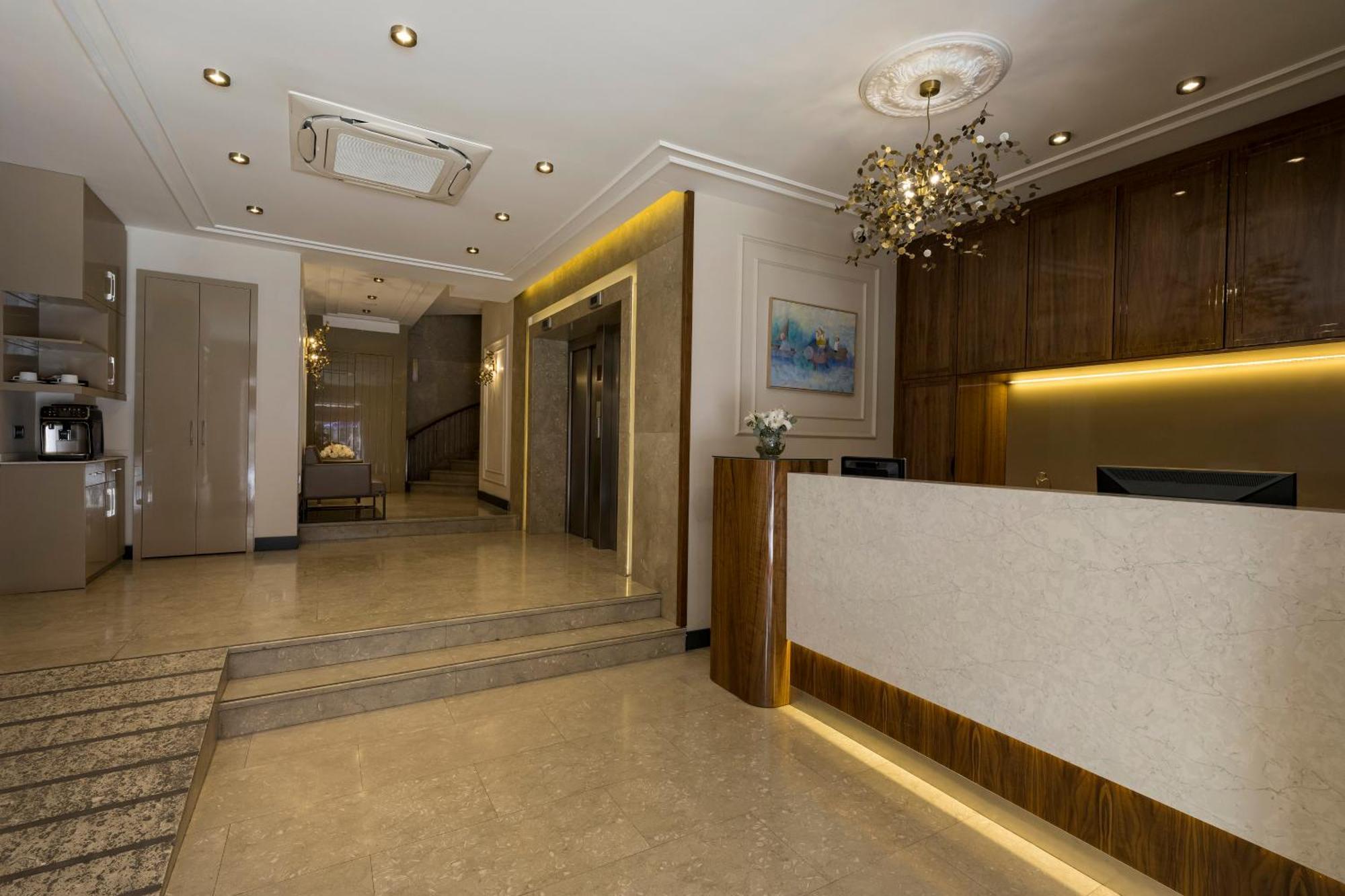 Continental Hotel Pera Istanbul Exteriör bild