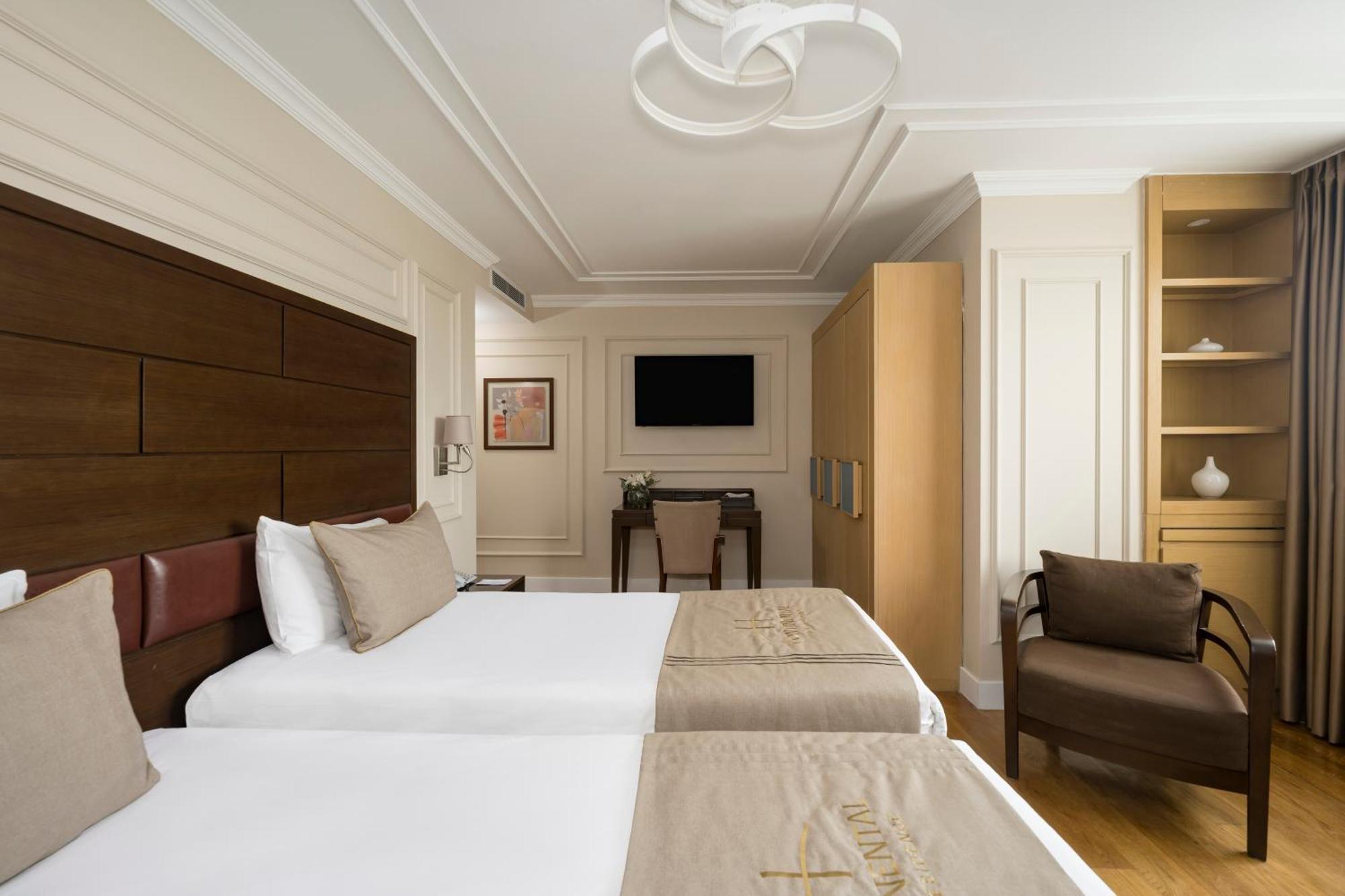 Continental Hotel Pera Istanbul Rum bild