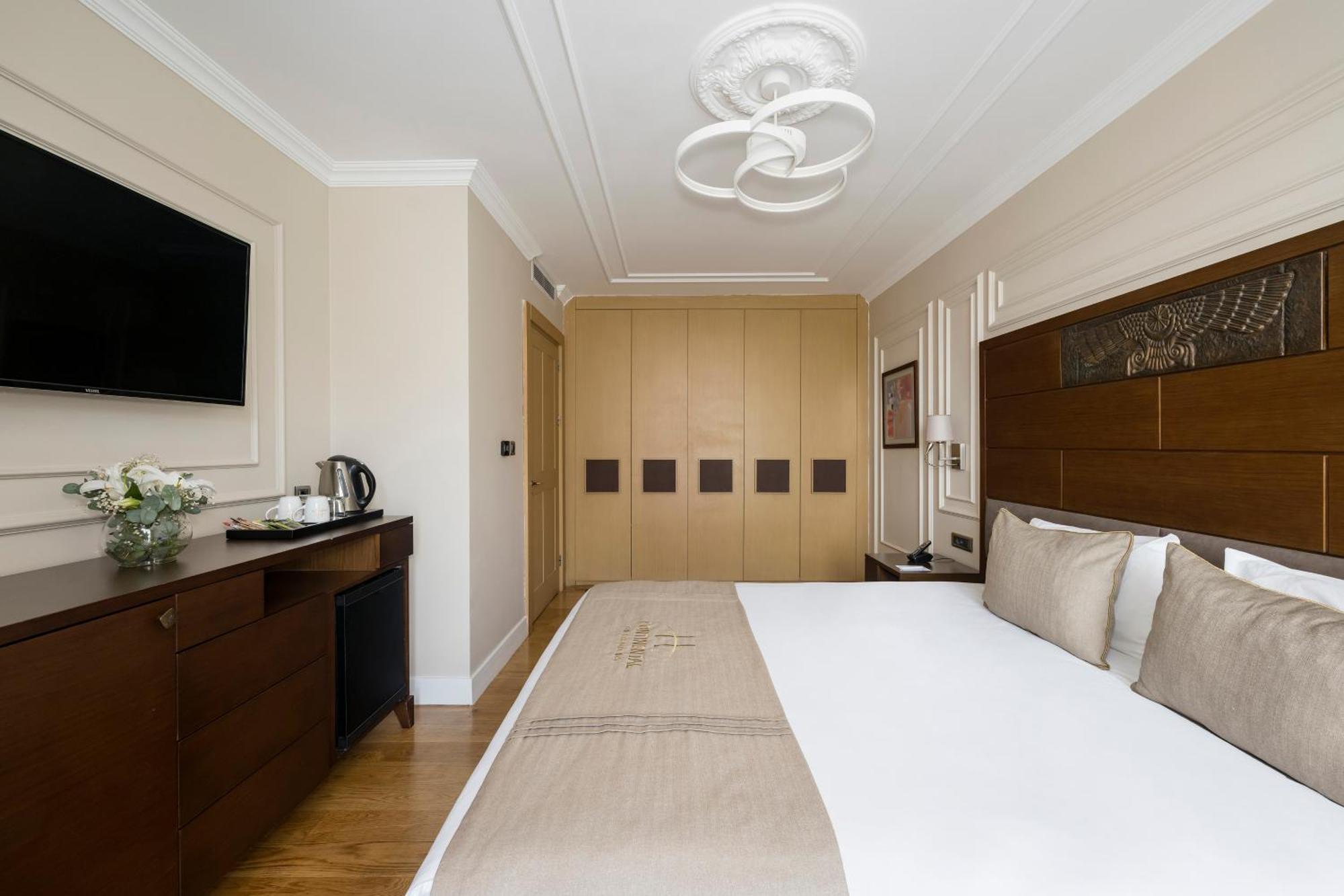 Continental Hotel Pera Istanbul Rum bild
